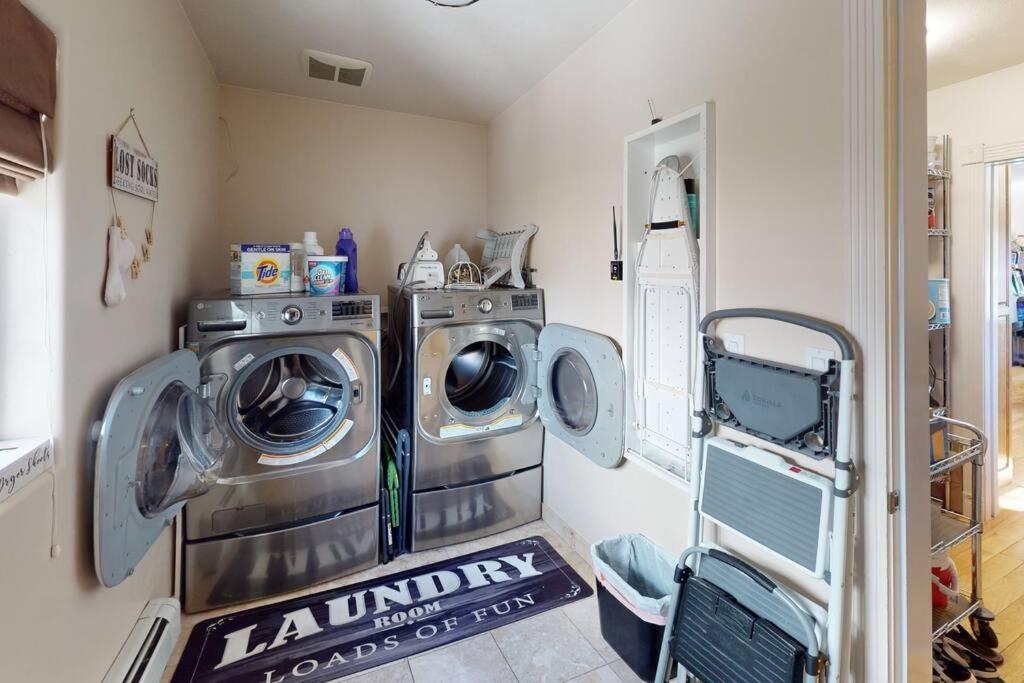 Tacit Shadow Resort Shangri-La King Suite, Gym, Coffee Bar, Hot-Tub, Free Laundry, Food Available Parowan Exterior photo